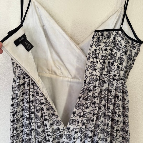 Arden B Paisley Dresses for Women for sale Size M 100% Silk - Picture 8 of 12